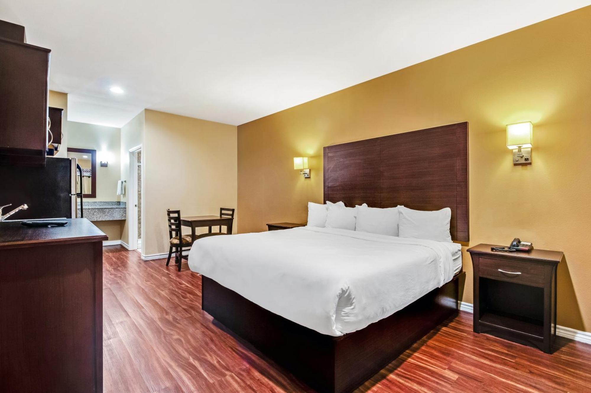Americas Best Value Inn - Fm 529 Jersey Village Exterior photo